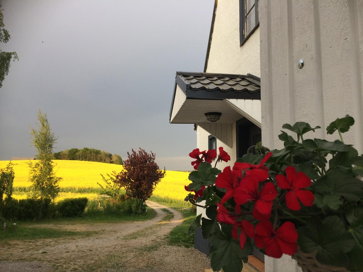 Garden Mellan Slotten Svarte Exterior photo