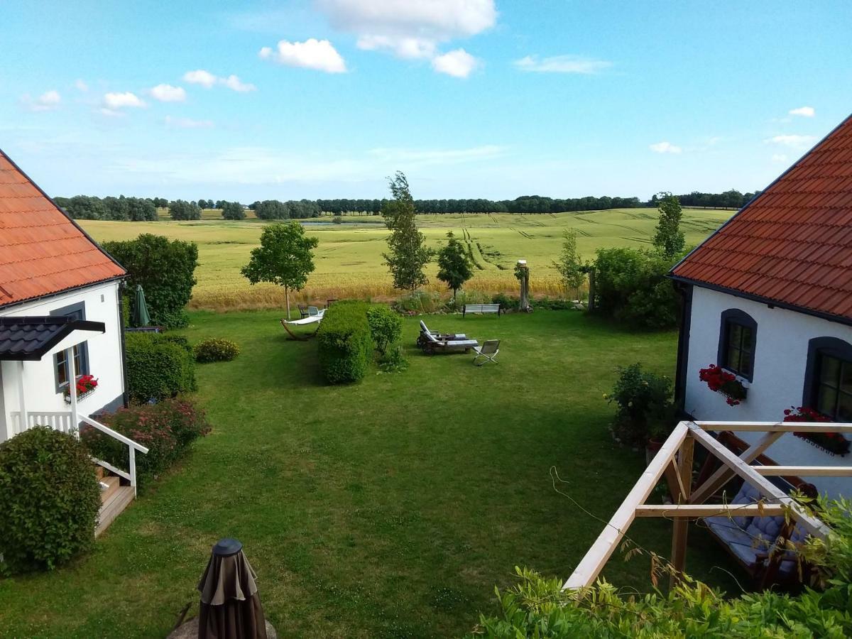 Garden Mellan Slotten Svarte Exterior photo